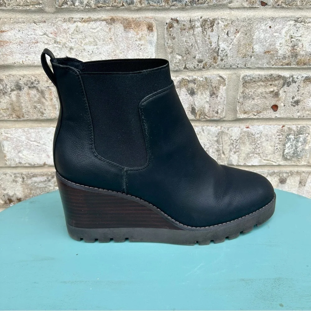 Crown Vintage Black Ankle Booties